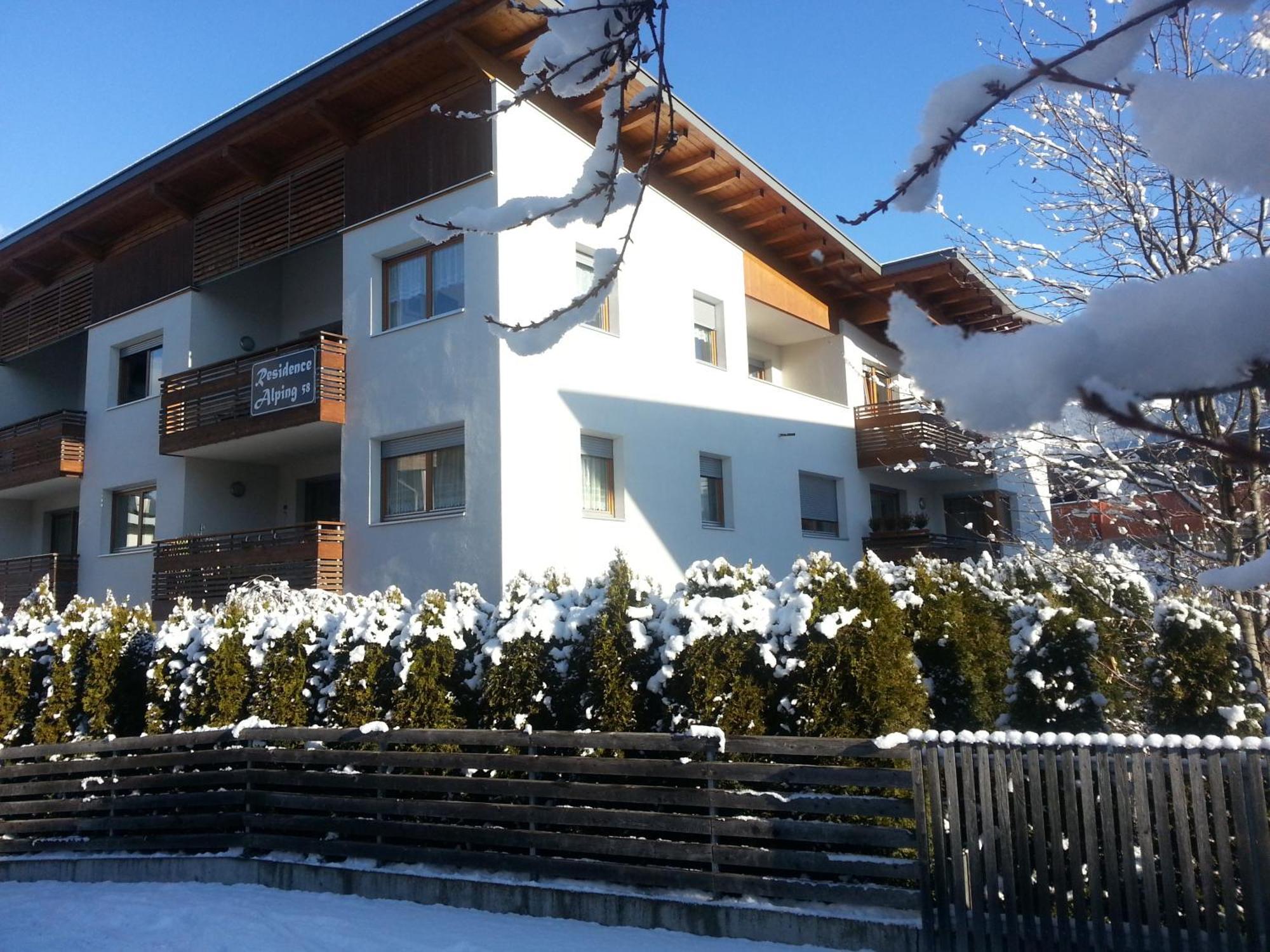 Alping Apartments Brunico Esterno foto
