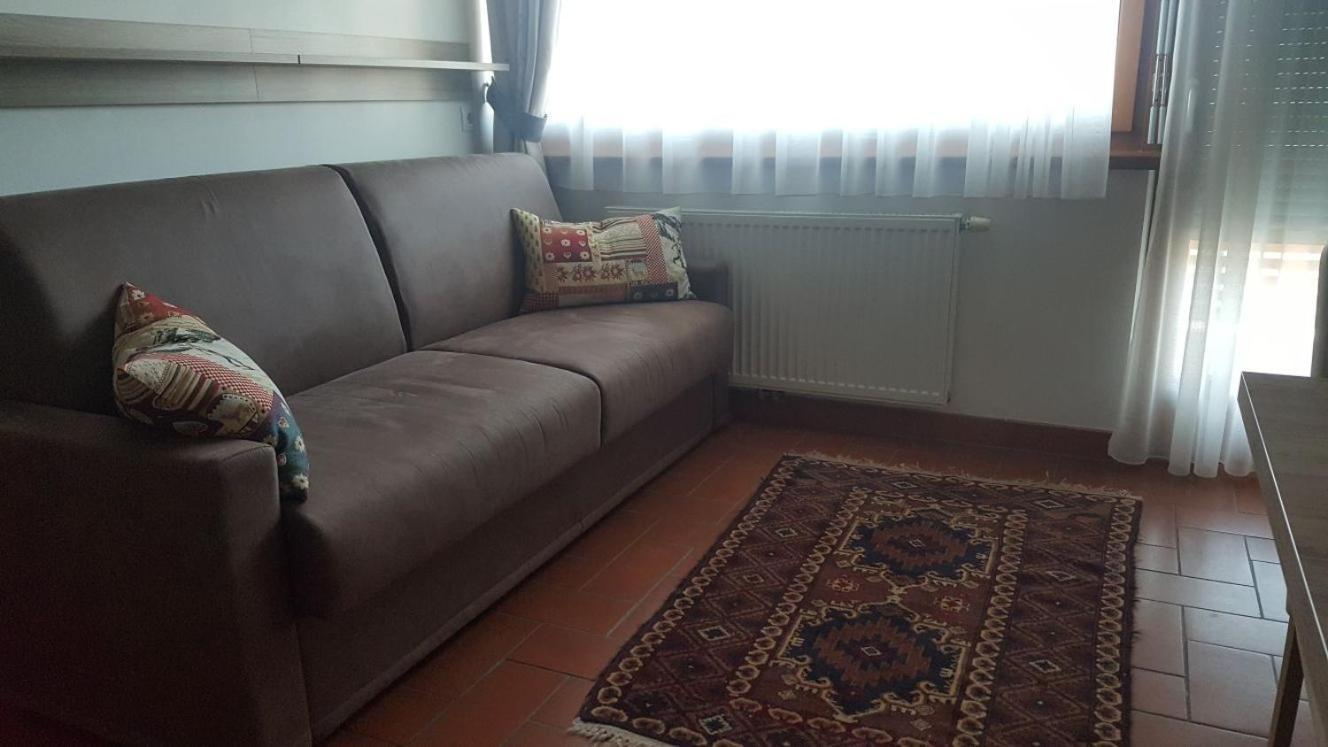 Alping Apartments Brunico Esterno foto