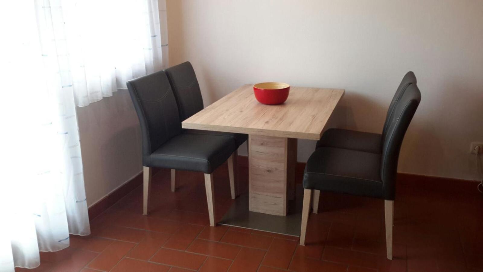 Alping Apartments Brunico Esterno foto