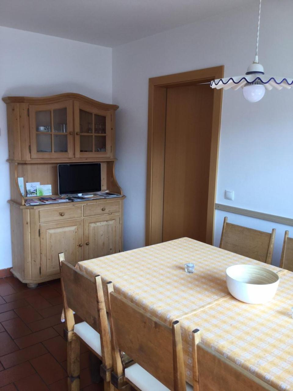 Alping Apartments Brunico Esterno foto